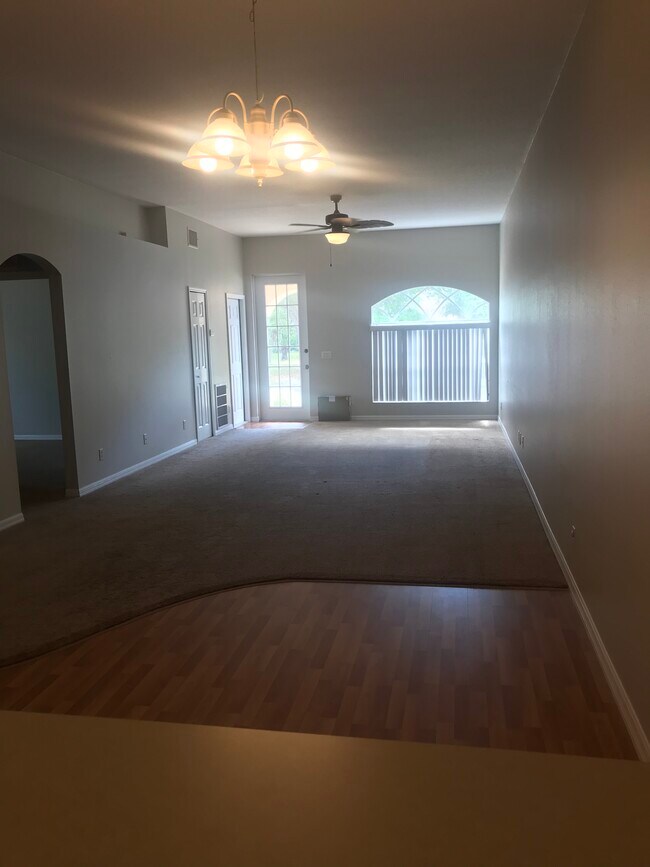 Foto del edificio - 3414 Dristol Ave