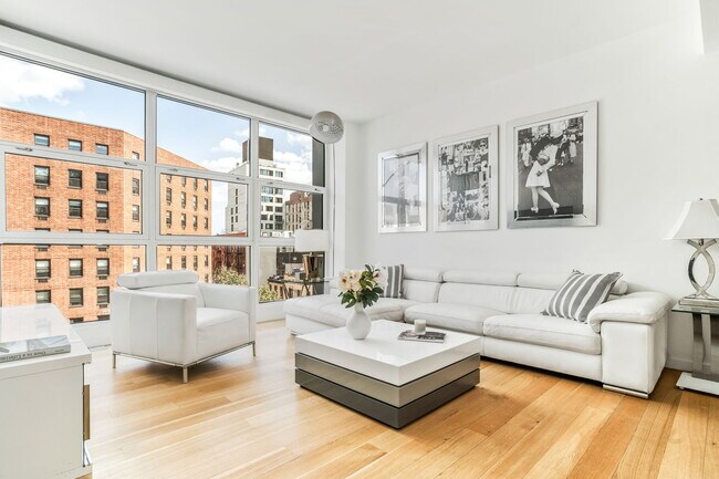 Building Photo - 250 Bowery