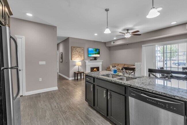 Foto del edificio - 2493 Sweet Home Rd