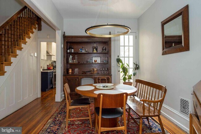 Building Photo - 3002 Poplar St