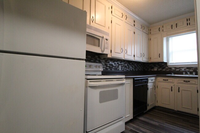 Kitchen - 22 Church St