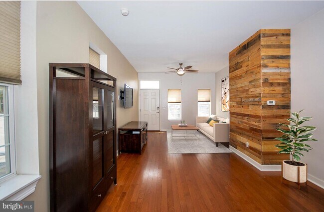 Building Photo - 1700 S Hanover St