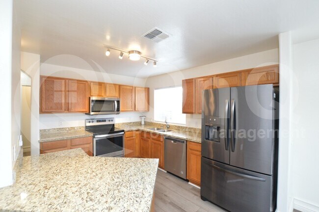 Foto del edificio - 8830 W Coronado Dr