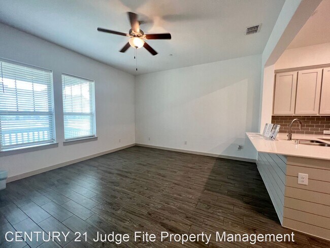 Foto del edificio - 3 br, 2.5 bath House - 6565 Iron Horse Bou...