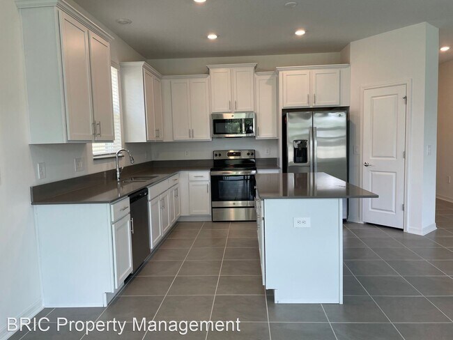 Foto del edificio - 4 br, 2 bath House - 4141 BABBLING BROOK WAY