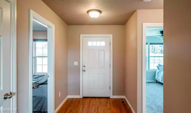 Building Photo - 3 br, 2 bath House - 7797 Albus Rd SE