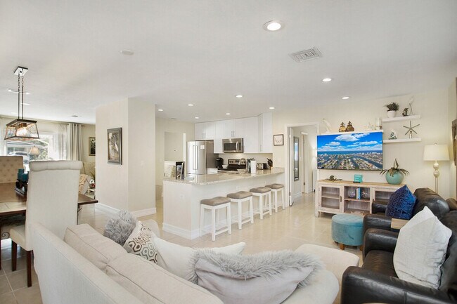 Foto del edificio - 645 103rd Ave N