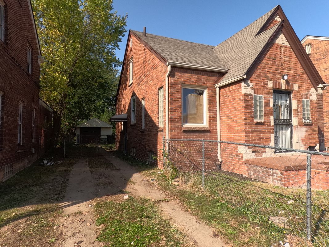 Foto del edificio - 11535 Kenmoor St
