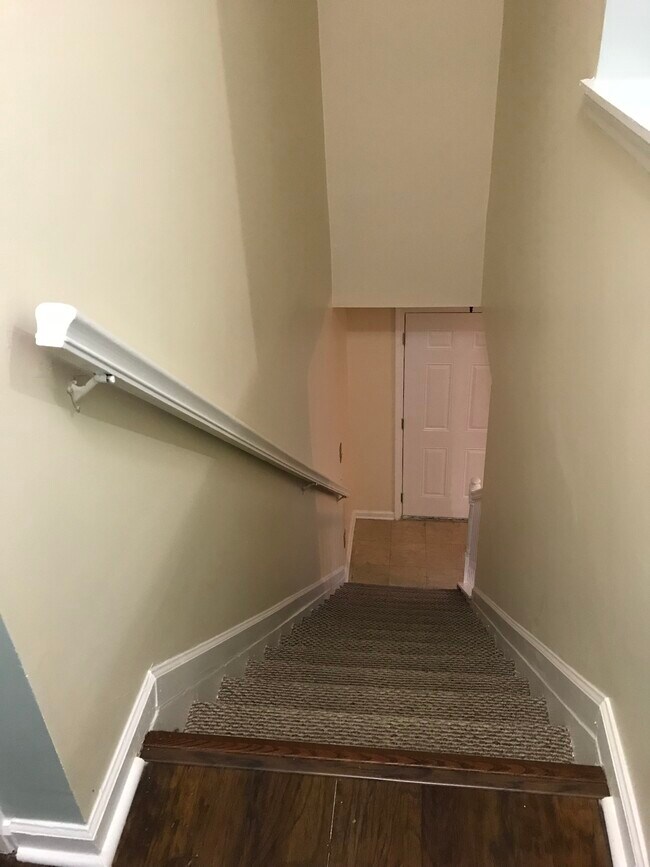 Foto del edificio - 1575 Margate Ct NW