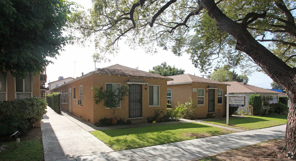Primary Photo - 440-442 E Angeleno Ave