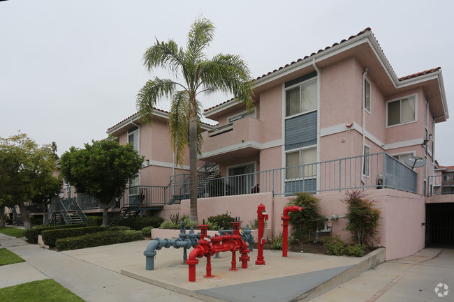 Building Photo - Biltmore Apartments