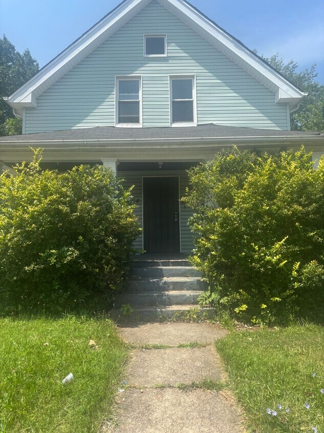 Foto principal - 4bd Single Cash Pay/Seection 8