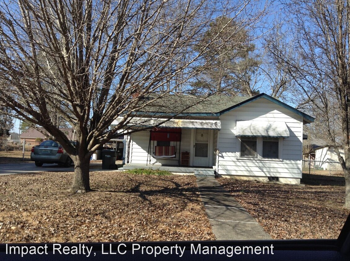 Primary Photo - 2 br, 1 bath House - 207 Lay Street