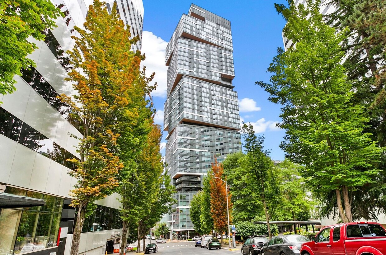 Foto principal - Modern luxury high-rise 1 bd/ 1 bath in do...