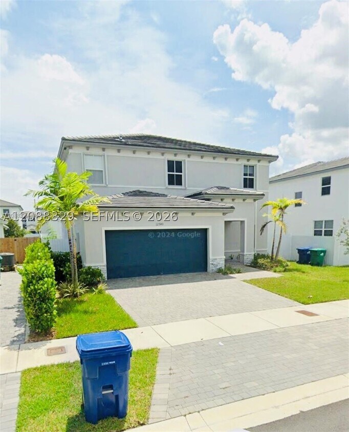 Building Photo - 12740 SW 214th Ter