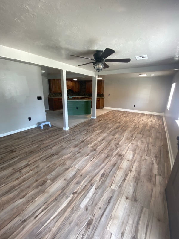 Building Photo - 1103 Bell Dr