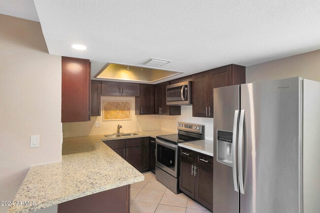Building Photo - 7402 E Carefree Dr