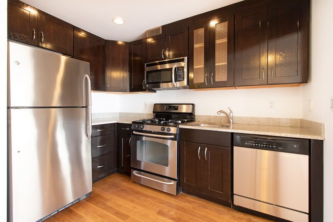 Foto del edificio - 25-47-47 23rd St