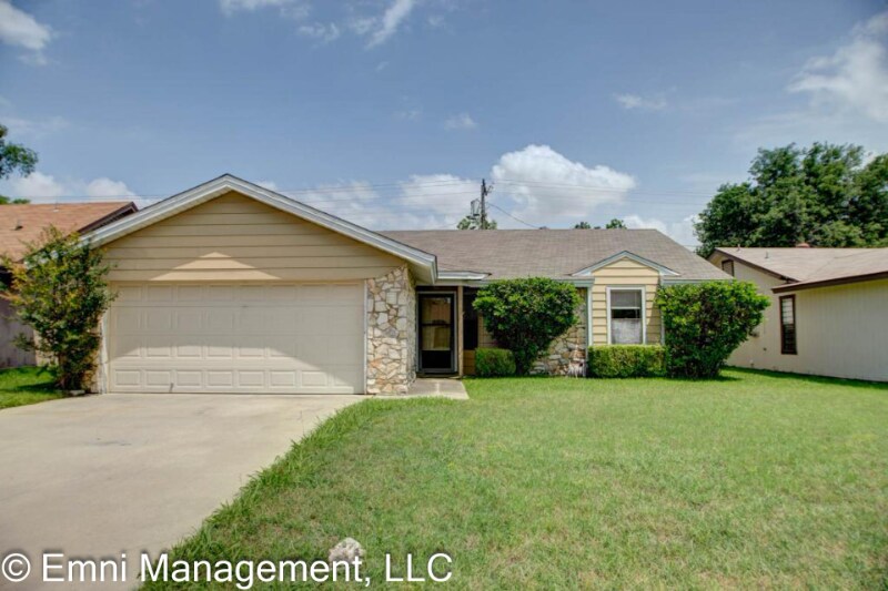 Foto principal - 1408 Garnet Rd