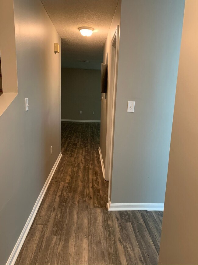 Foto del edificio - Townhome For Rent