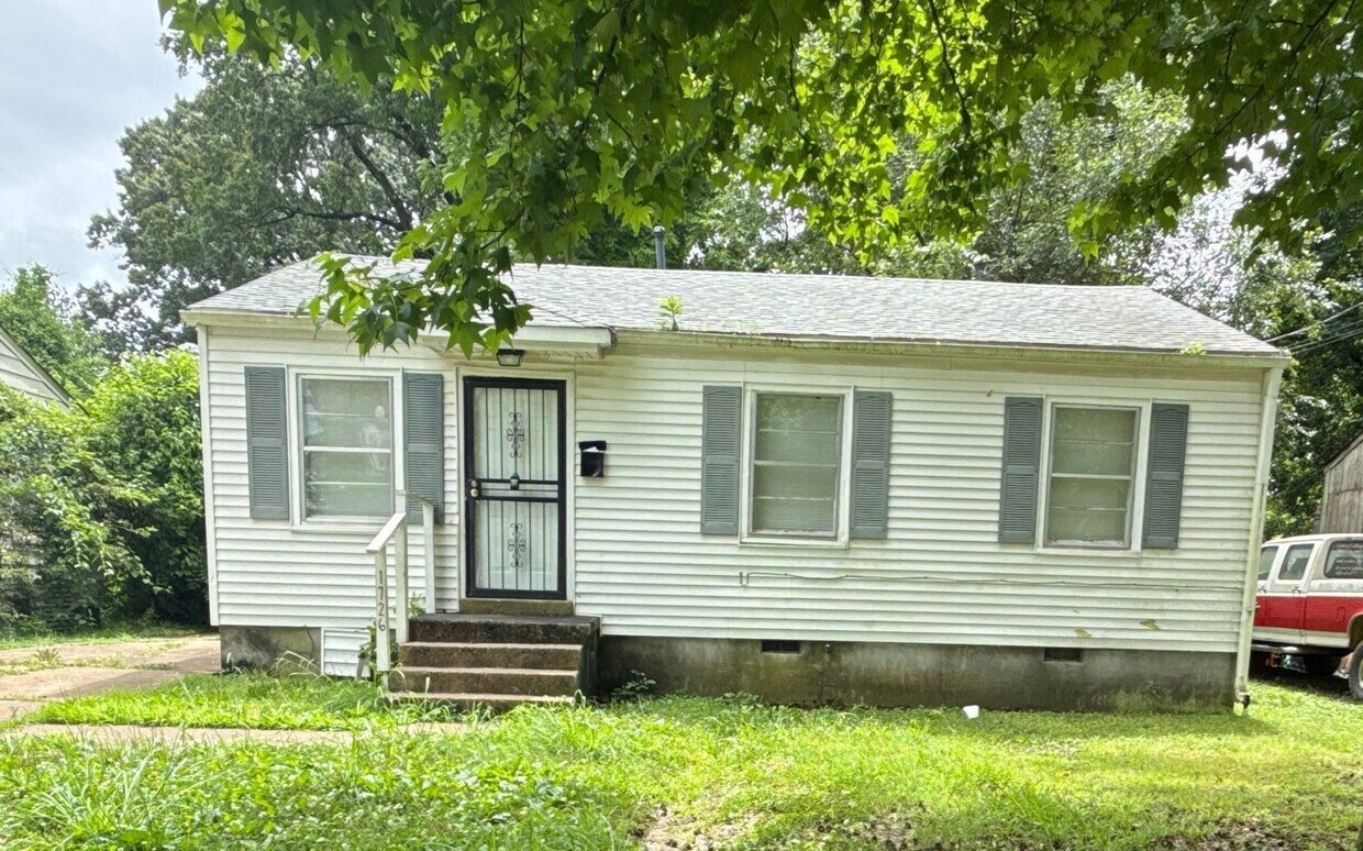 Primary Photo - 1726 Echles St