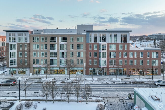 Alt - Charlesview Residences