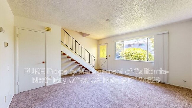 Building Photo - 1325 Edwards Ave