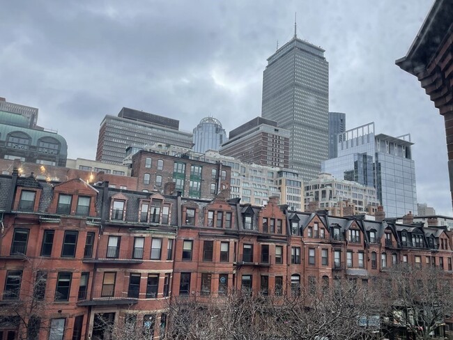 Foto del edificio - 209 Newbury St