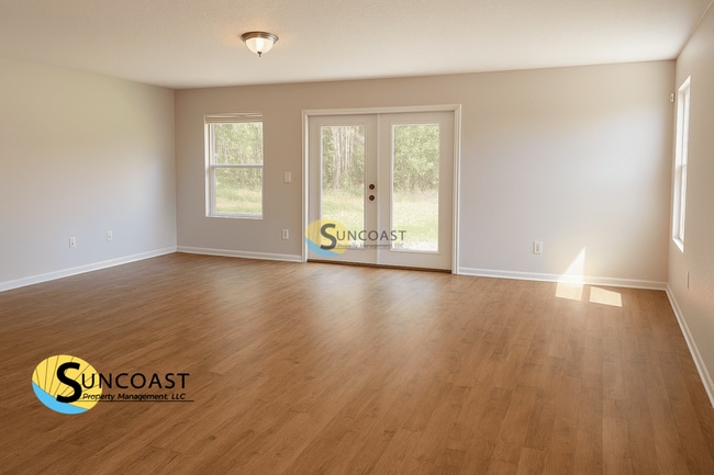 Building Photo - 9301 English Ivy Ct