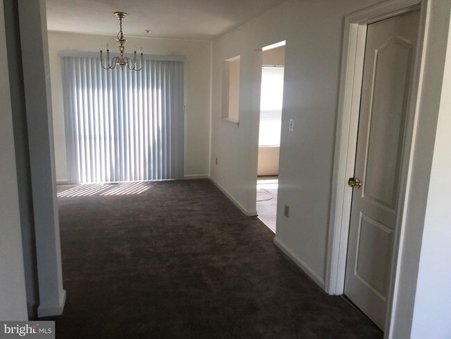 Foto del edificio - 2720 Sweetwater Ct
