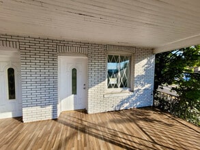 Building Photo - 80-82-82 Graham Ave