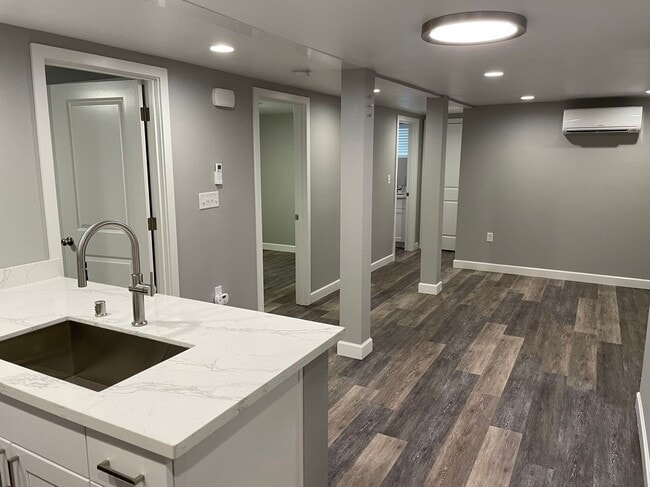 Photo - 924 34th Ave Townhome