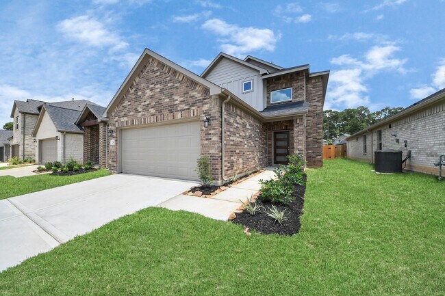 Building Photo - 22826 Xanthos St