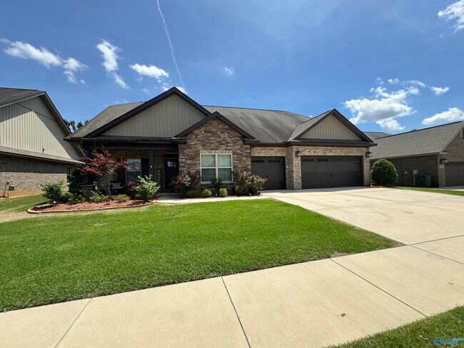Foto del edificio - 418 Fern Terrace NW