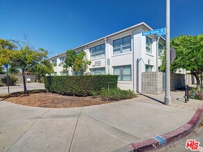 Building Photo - 2100 Abbot Kinney Blvd