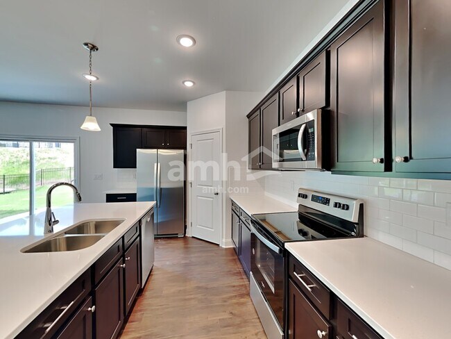 Foto del edificio - 5396 Pebble Bridge Wy