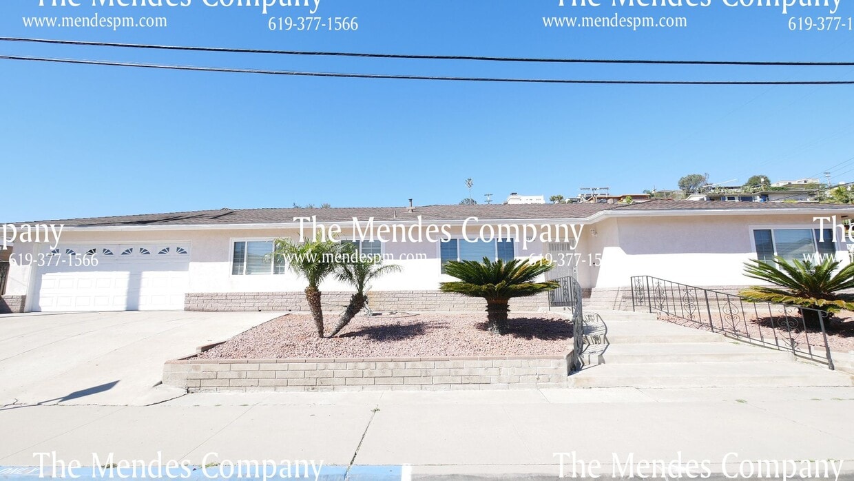 Upgraded 4 bd/ 2 bth in Point Loma, Just B... House for Rent in San