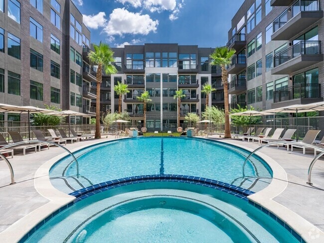 Building Photo - Modera Reserve