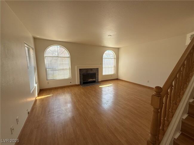 Foto del edificio - 9639 Silver City Dr