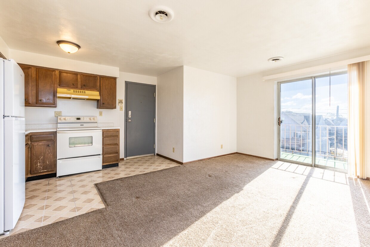 Foto principal - 7408 Washington Ave