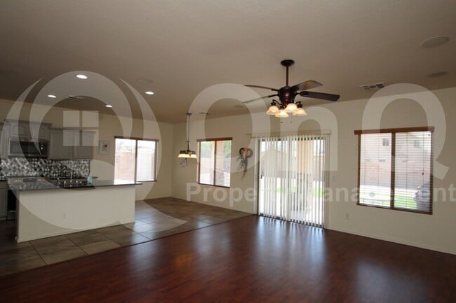 Building Photo - 21338 N Denton Dr