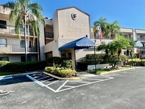 Building Photo - 9767 N Belfort Cir
