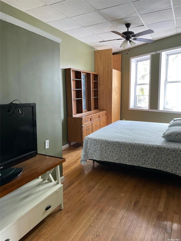 Foto principal - 134-01 Rockaway Blvd