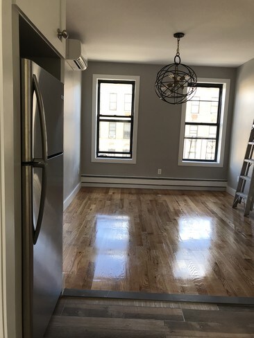 Foto del edificio - 220 Roebling St
