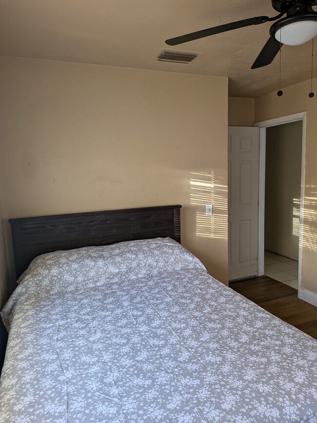 Foto del edificio - 4976 SW 5th Ct