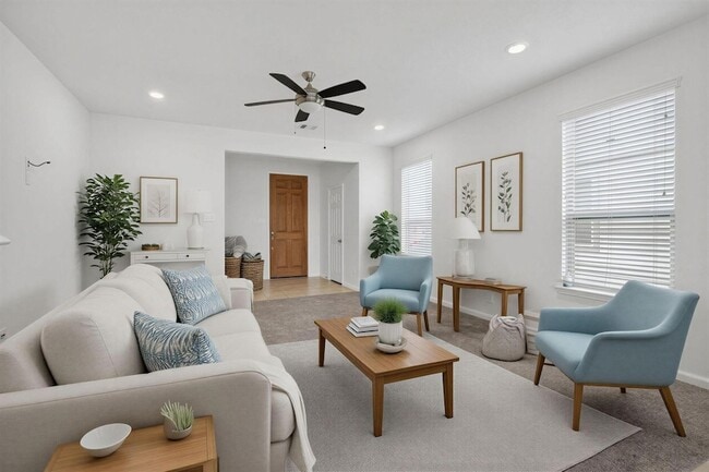 Building Photo - 3322 Nila Crk Dr