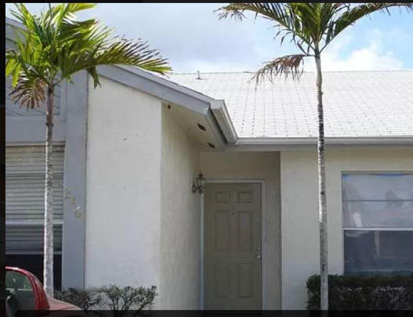 Primary Photo - 246 Palmetto Ct