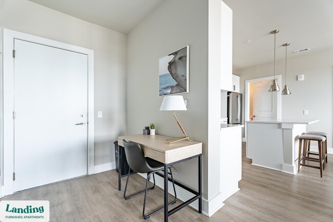 Building Photo - 300 E Broad St