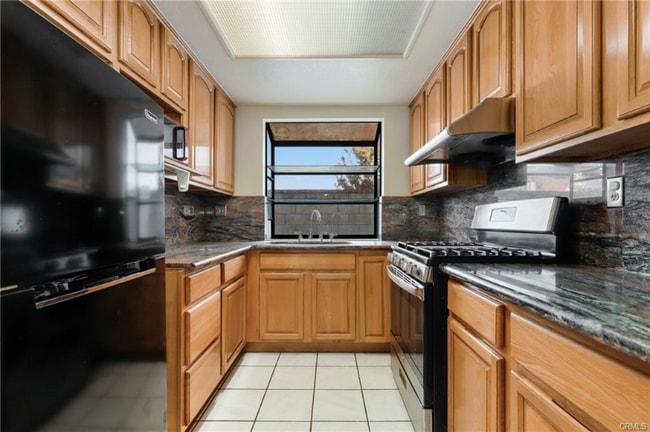 Foto del edificio - 13522 Francisquito Ave