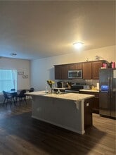 Building Photo - 3321 Red Tail Wy